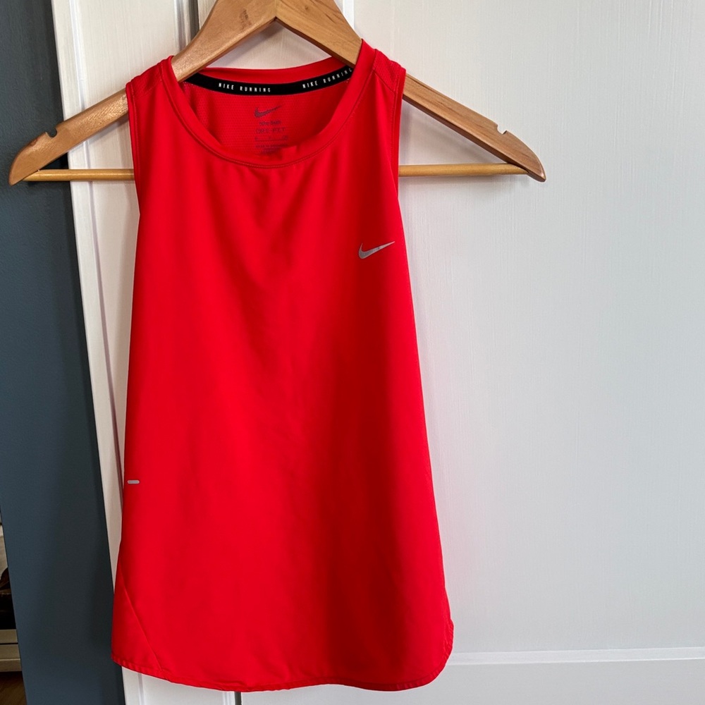 Nike Women's Swift dri-fit running tank - small